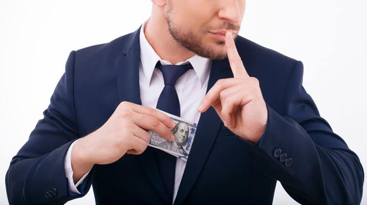 advantages of stealth wealth