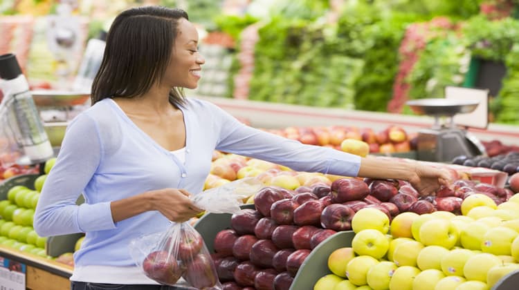female instacart shopper