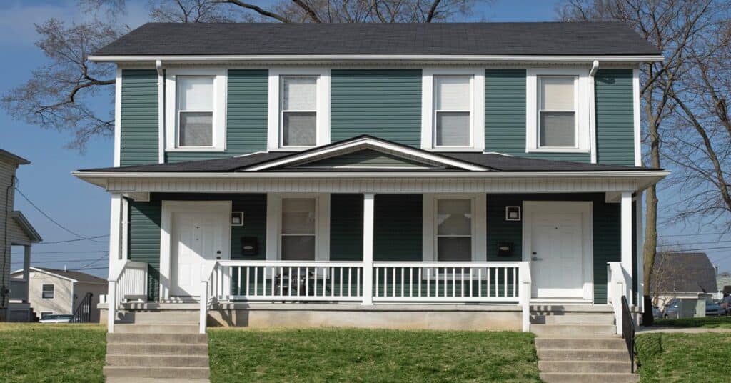 pros and cons of multi family properties duplex
