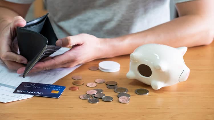 save money when living paycheck to paycheck