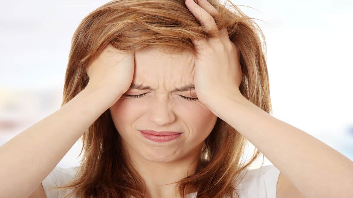woman headache
