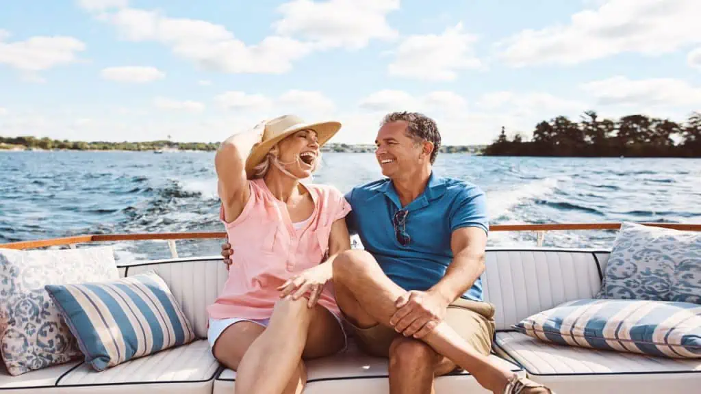 retired-couple-laughing